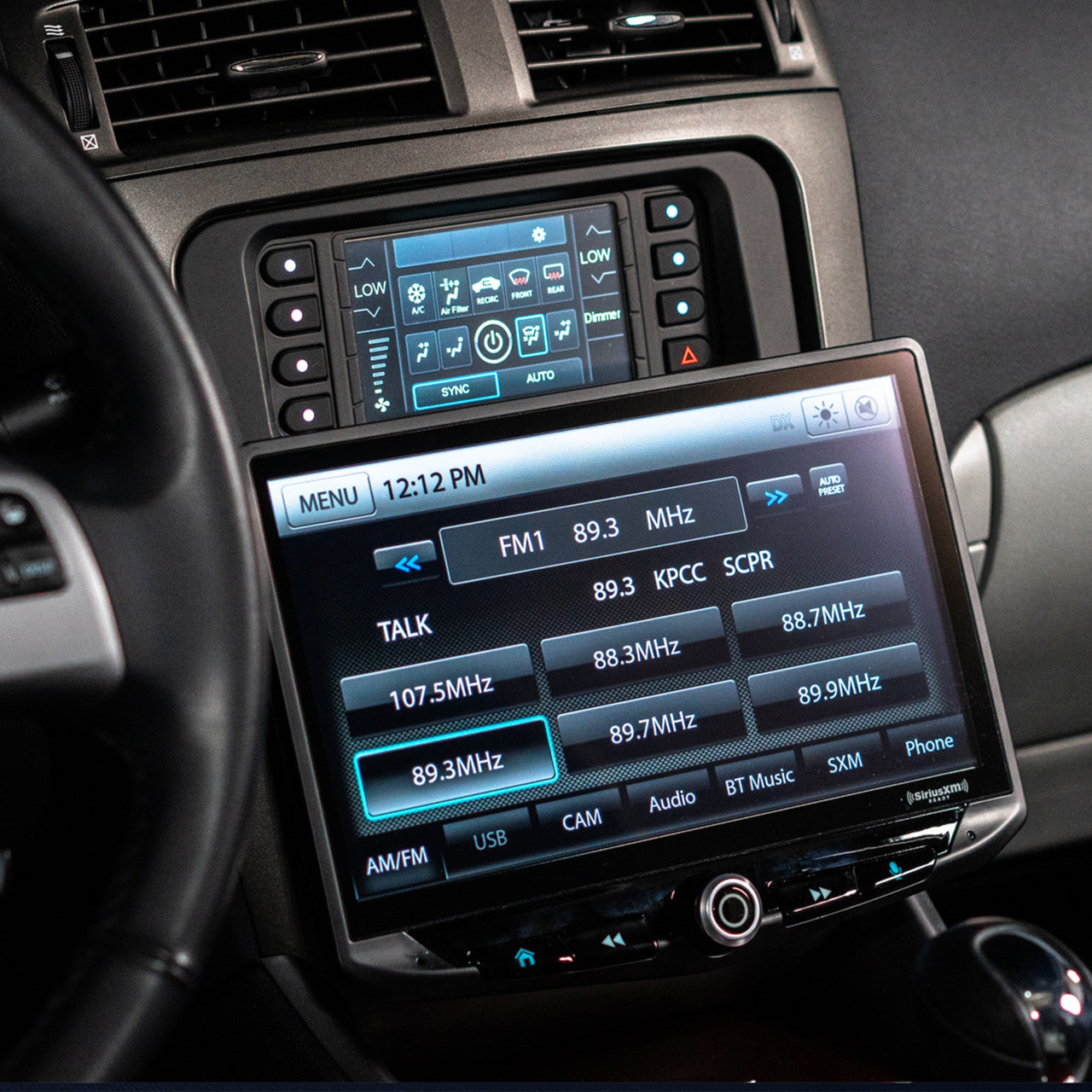Stinger UN1810 AM/FM/Audio/Video Receiver w/ 10-inch Touch Screen and Mech-less Design - Single-DIN Mounting